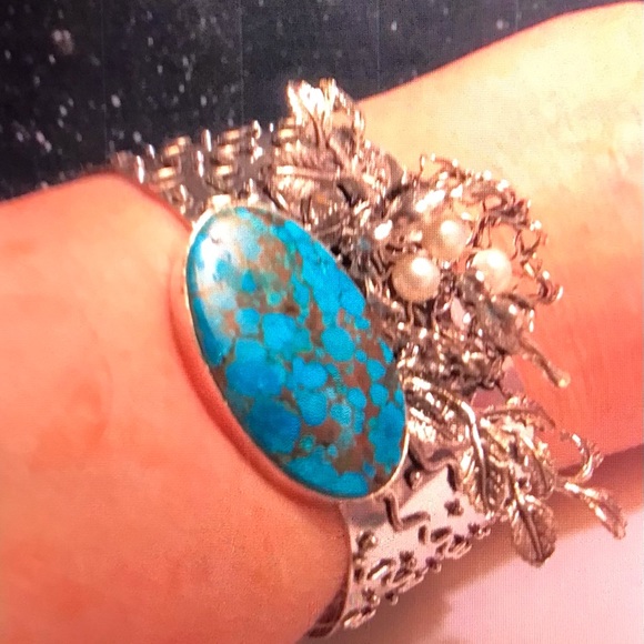 Stunning 925 Sterling Silver Turquoise Cuff Bracelet